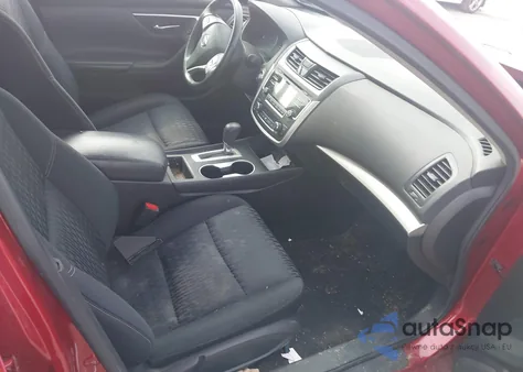 2017 Nissan Altima 2.5 Sv z USA, uszkodzony, nr VIN 1N4AL3AP5HC277896